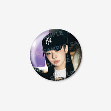 Load image into Gallery viewer, ITZY 3rd World Tour 'TUNNEL VISION' in Japan Official MD - Photo Badge