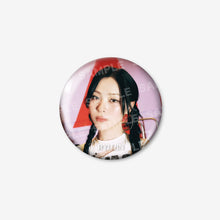 Load image into Gallery viewer, ITZY 3rd World Tour 'TUNNEL VISION' in Japan Official MD - Photo Badge