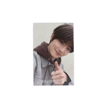 Load image into Gallery viewer, Stray Kids 'Go Live' GO生 Official Album Photocard