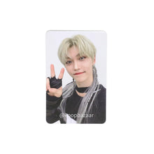 Load image into Gallery viewer, Stray Kids 'NoEasy' Official Album Photocard
