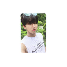 Load image into Gallery viewer, Stray Kids 'NoEasy' Official Album Photocard