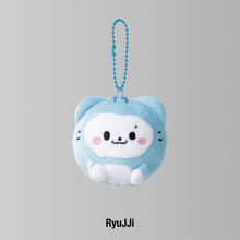 Load image into Gallery viewer, ITZY 3rd World Tour 'TUNNEL VISION' Official MD - TWINZY Ball Keyring