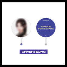 Load image into Gallery viewer, ITZY 2ND WORLD TOUR 'BORN TO BE' IN SEOUL OFFICIAL MD - MINI IMAGE PICKET