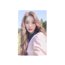 Load image into Gallery viewer, LOONA &#39;Loona Island&#39; MD Photocard
