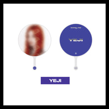 Load image into Gallery viewer, ITZY 2ND WORLD TOUR 'BORN TO BE' IN SEOUL OFFICIAL MD - MINI IMAGE PICKET