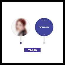 Load image into Gallery viewer, ITZY 2ND WORLD TOUR 'BORN TO BE' IN SEOUL OFFICIAL MD - MINI IMAGE PICKET