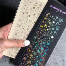 Load image into Gallery viewer, Sooang Sticker - Clover