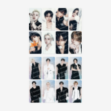 Load image into Gallery viewer, [PREORDER] Stray Kids World Tour 'RUN IT SEOUL' Official MD - Special Trading Card
