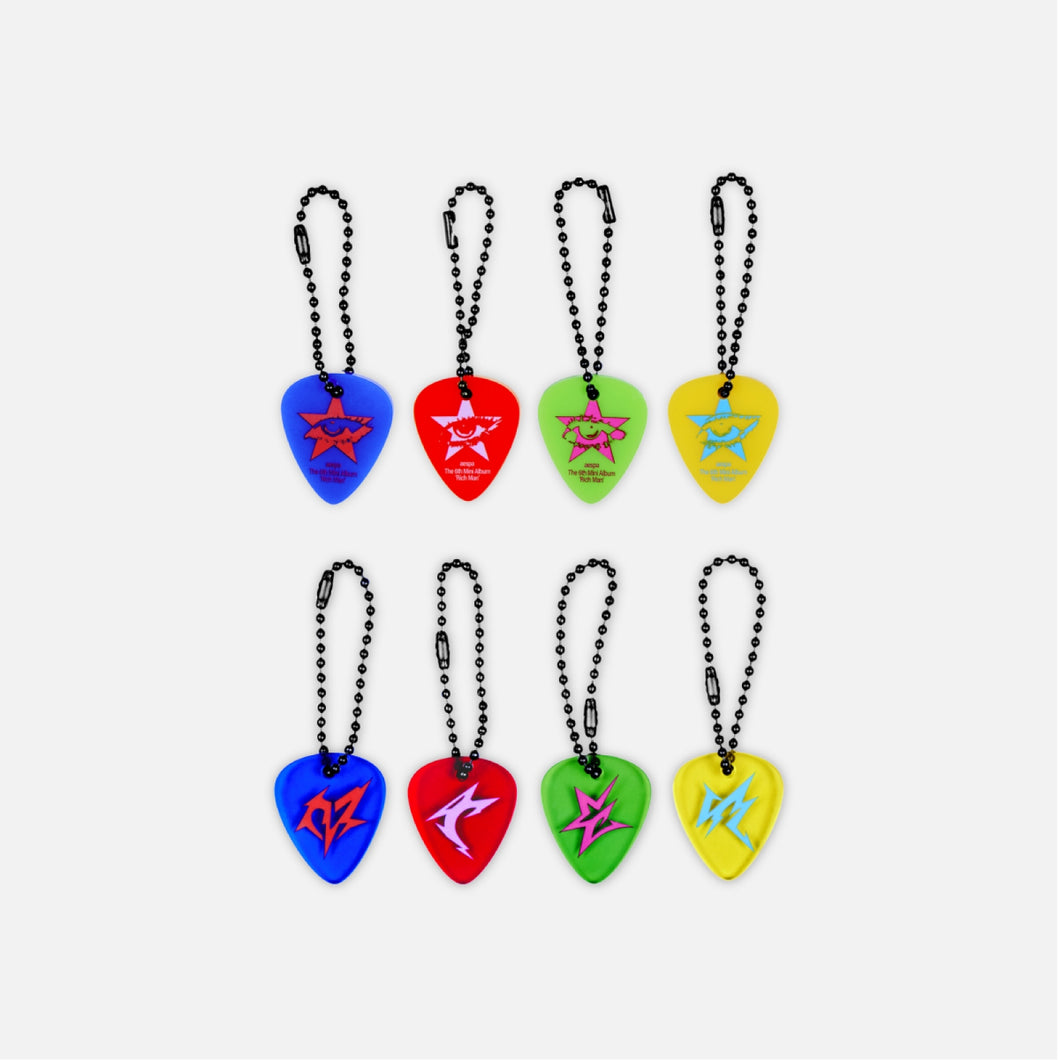 [PREORDER] aespa WEEK 'Rich Man' Official MD - Random Guitar Pick Keyring