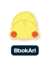 Load image into Gallery viewer, Stray Kids World Tour &#39;dominATE : celebrATE&#39; Official MD - SKZOO Magnetic Holder
