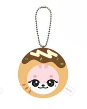 Load image into Gallery viewer, IVE x MINIVE POP-UP STORE &#39;MINIVE SCHOOL&#39; in TOKYO Official MD - Face Keyring (Takoyaki Ver.)
