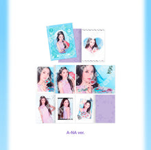 Load image into Gallery viewer, [PREORDER] Hearts2Hearts 'ICONIC HEART' Official MD - Photo Set
