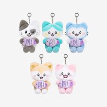 Load image into Gallery viewer, [PREORDER] ITZY 5th Fanmeeting 'ALL IN, MIDZY' Official MD - TWINZY Plush (Voice Ver.)
