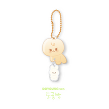 Load image into Gallery viewer, NCT 127 CHARACTER &#39;SOM-MOONG-CHILL&#39; OFFICIAL MD - RANDOM ACRYLIC KEYRING
