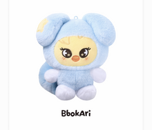 Load image into Gallery viewer, [PREORDER] Stray Kids World Tour 'RUN IT SEOUL' Official MD - SKZOO Plush in TASY
