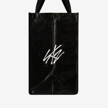 Load image into Gallery viewer, [PREORDER] Stray Kids World Tour 'RUN IT JAPAN' Official MD - Shopping Bag
