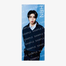 Load image into Gallery viewer, [PREORDER] Stray Kids World Tour 'RUN IT JAPAN' Official MD - Photo Face Towel
