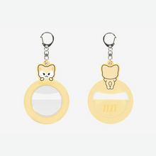 Load image into Gallery viewer, ITZY &#39;JYP JAPAN POPUP STORE 2025&#39; Official MD - TWINZY PHOTO BADGE HOLDER
