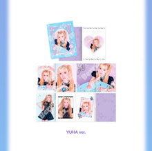 Load image into Gallery viewer, [PREORDER] Hearts2Hearts 'ICONIC HEART' Official MD - Photo Set
