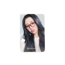 Load image into Gallery viewer, LE SSERAFIM &#39;HOT&#39; Soundwave Lucky Draw Benefit Photocard
