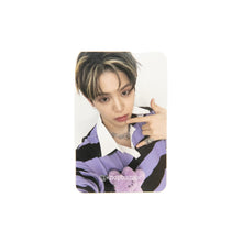 Load image into Gallery viewer, EVNNE &#39;HOT MESS&#39; Mwave POB Benefit Photocard
