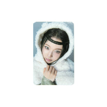 Load image into Gallery viewer, NMIXX &#39;Fe304: FORWARD&#39; Soundwave Pop-Up Lucky Draw Benefit Photocard
