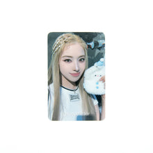 Load image into Gallery viewer, NMIXX &#39;Fe304: FORWARD&#39; Soundwave Pop-Up Lucky Draw Benefit Photocard
