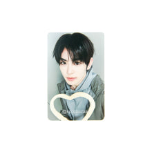 Load image into Gallery viewer, KickFlip &#39;Flip it, Kick it!&#39; Makestar Lucky Draw Benefit Photocard
