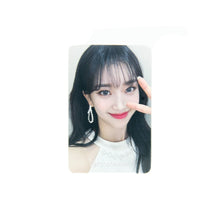 Load image into Gallery viewer, STAYC &#39;Young-Luv.Com&#39; Whosfan Lucky Draw Benefit Photocard
