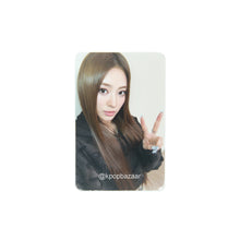 Load image into Gallery viewer, MEOVV &#39;MY EYES OPEN VVIDE&#39; Makestar POB Benefit Photocard
