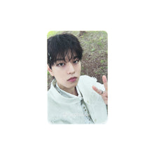 Load image into Gallery viewer, Stray Kids &#39;KARMA&#39; Makestar POB Benefit Photocard

