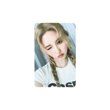 Load image into Gallery viewer, IVE 'IVE SECRET' Soundwave Lucky Draw Benefit Photocard
