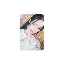 Load image into Gallery viewer, Hearts2Hearts 'STYLE' Mokketshop Lucky Draw Benefit Photocard

