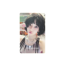 Load image into Gallery viewer, LE SSERAFIM 'SPAGHETTI' Weverse POB Benefit Photocard
