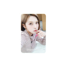 Load image into Gallery viewer, NMIXX 'Blue Valentine' Everline Pop-Up Lucky Draw Round 2 Benefit Photocard
