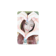 Load image into Gallery viewer, ITZY 'TUNNEL VISION' Withmuu POB Benefit Photocard

