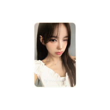 Load image into Gallery viewer, IZNA 'Not Just Pretty' Mnet Plus Merch POB Benefit Photocard
