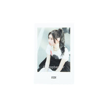 Load image into Gallery viewer, ITZY 'TUNNEL VISION' Makestar POB Benefit Photocard
