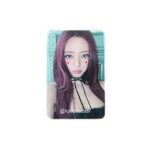 Load image into Gallery viewer, ITZY 'TUNNEL VISION' Music Plant POB Benefit Photocard
