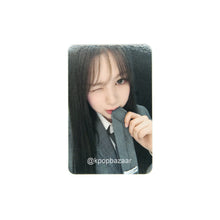 Load image into Gallery viewer, Hearts2Hearts 'FOCUS' Soundwave Lucky Draw Benefit Photocard
