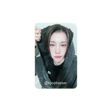 Load image into Gallery viewer, XLOV 'UXLXVE' Starlike POB Benefit Photocard
