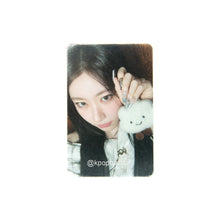 Load image into Gallery viewer, ITZY 'TUNNEL VISION' Soundwave POB Benefit Photocard
