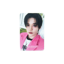 Load image into Gallery viewer, Stray Kids 'DO IT' Blue Dream Media POB Benefit Photocard
