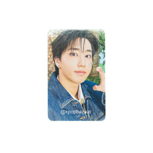 Load image into Gallery viewer, Stray Kids 'DO IT' FANS Shop POB Benefit Photocard
