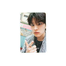 Load image into Gallery viewer, Stray Kids 'DO IT' Soundwave POB Benefit Photocard

