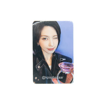 Load image into Gallery viewer, NMIXX 'Blue Valentine' Makestar FS Round 8 Benefit Photocard
