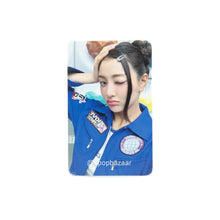 Load image into Gallery viewer, TWICE '10VE UNIVERSE' Official MD Benefit Photocard
