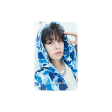 Load image into Gallery viewer, Stray Kids 'DominATE: CelebrATE' Official MD Benefit Photocard
