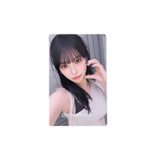 Load image into Gallery viewer, LE SSERAFIM 'PUREFLOW’ pt.1 Weverse Lucky Draw Round 2 Benefit Photocard
