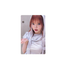Load image into Gallery viewer, LE SSERAFIM 'PUREFLOW’ pt.1 Weverse Lucky Draw Round 2 Benefit Photocard
